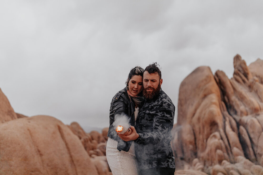  5 Things To Know Before Hiring Your Destination Wedding Photographer by Hilary Kao Photography, elopement photographer. This blog includes tips on booking a photographer for your destination wedding or elopement.  #elopement #destinationwedding #elopementtips #elopementphotography #photography 